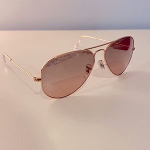 Ray-Ban Classic Aviators-Gold Frame/Tan Gradient